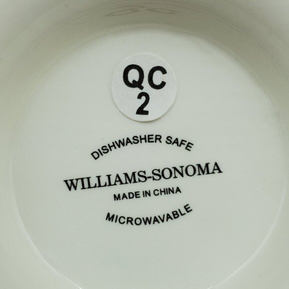 Williams Sonoma Snowman Chef Mugs Williams-Sonoma Footed Snowmen Mugs - Picture 4 of 7